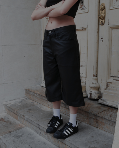 JORTS BAGGY LEATHER NEGRO